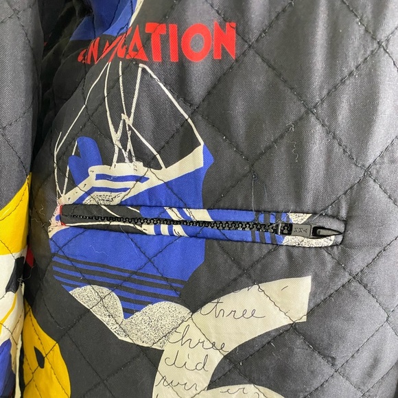 VINTAGE 100% SILK QUILTED PATTERNED NAUTICAL BUTTON UP JACKET WITH MATCHING SASH - Picture 10 of 17